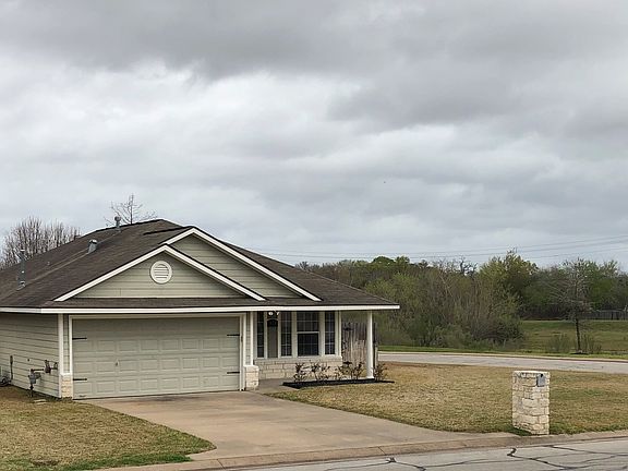 2nd image of 933 Windmeadows Dr