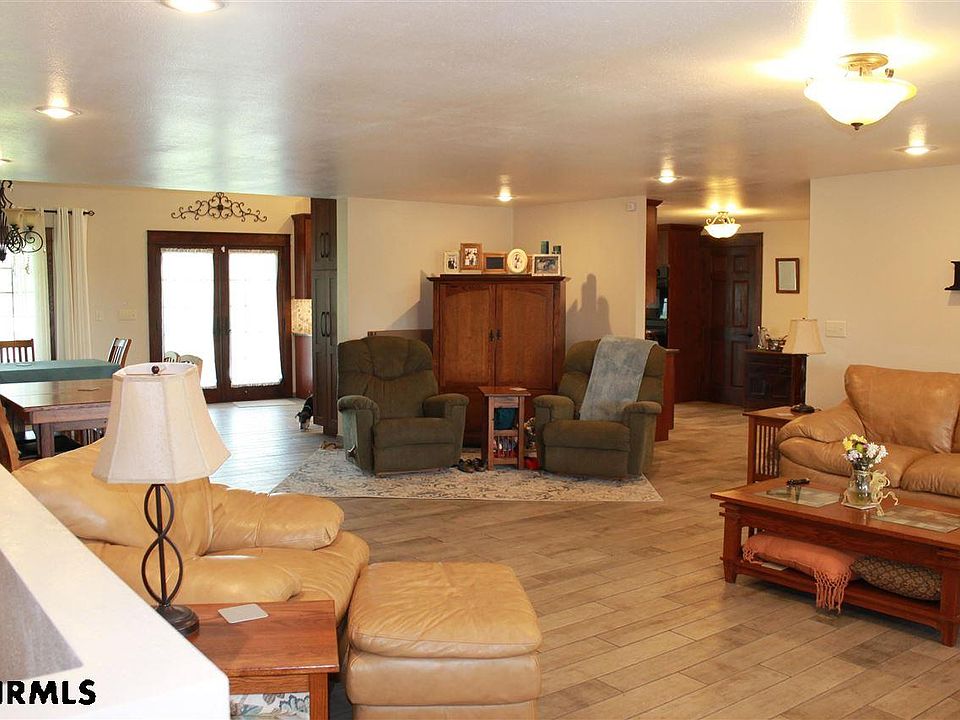 2865 Grandview Rd, Gering, NE 69341 MLS 24841 Zillow