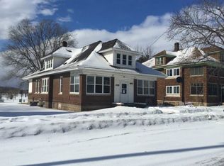 219 N Main St, Cochrane, WI 54622