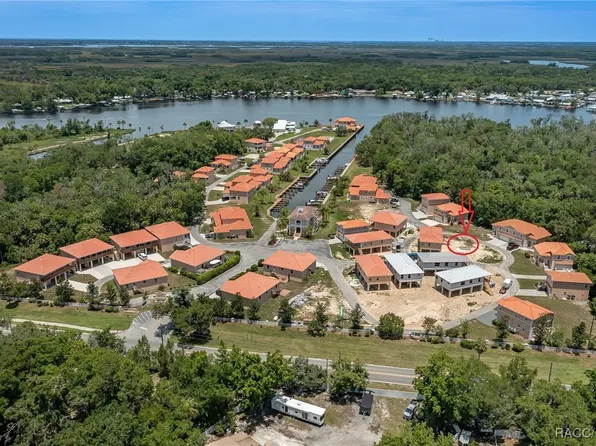 10234 W Middleburg Loop #152, Homosassa, FL 34448