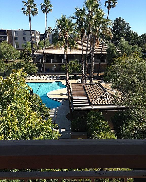 1st image of 360 N Civic Dr APT 313