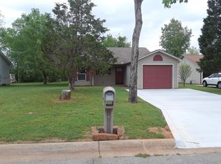 708 P Cir, Barling, AR 72923