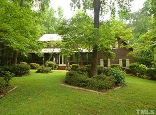 5320 Sendero Dr, Raleigh, NC 27612