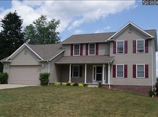 215 Washburn Rd, Tallmadge, OH 44278