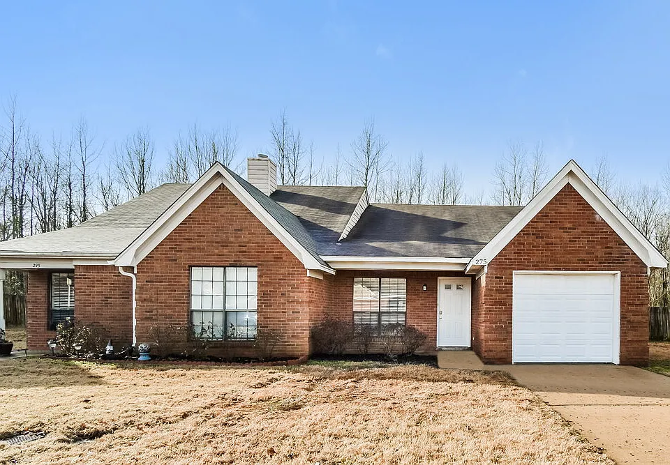 275 Garden Walk S