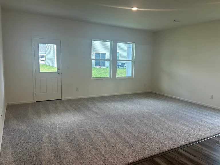 155 Plantersfield Dr — Photo 12