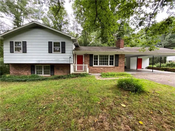 174 Cornelius Ave, Mount Airy, NC 27030