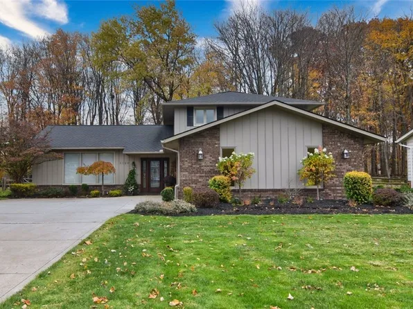 5123 Cheswick Dr, Solon, OH 44139