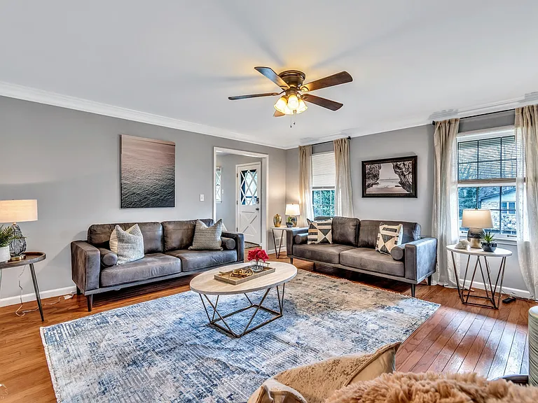 367 Autumn Ln SE — Photo 5