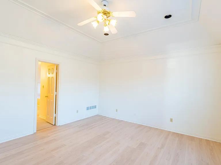 2411 Cross Timbers Trl — Photo 23