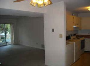 1533 Swallow Dr, Saint Louis, MO