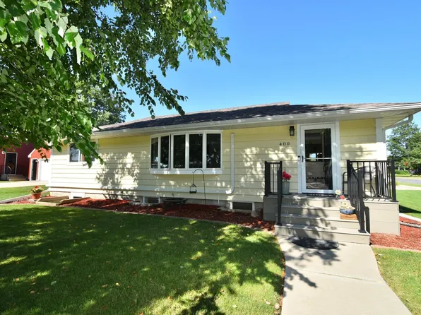 400 3rd Ave SE, Pine Island, MN 55963