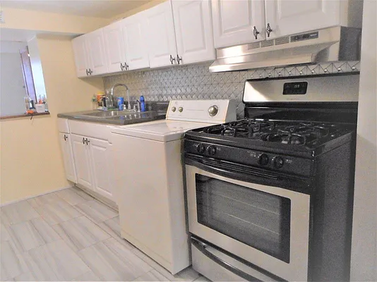 Rented by Virtual Real Estate | media 13