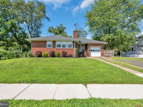 53 Stewart Ave, Delran, NJ 08075