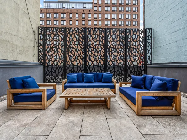 554 4th Avenue image 21 of 26