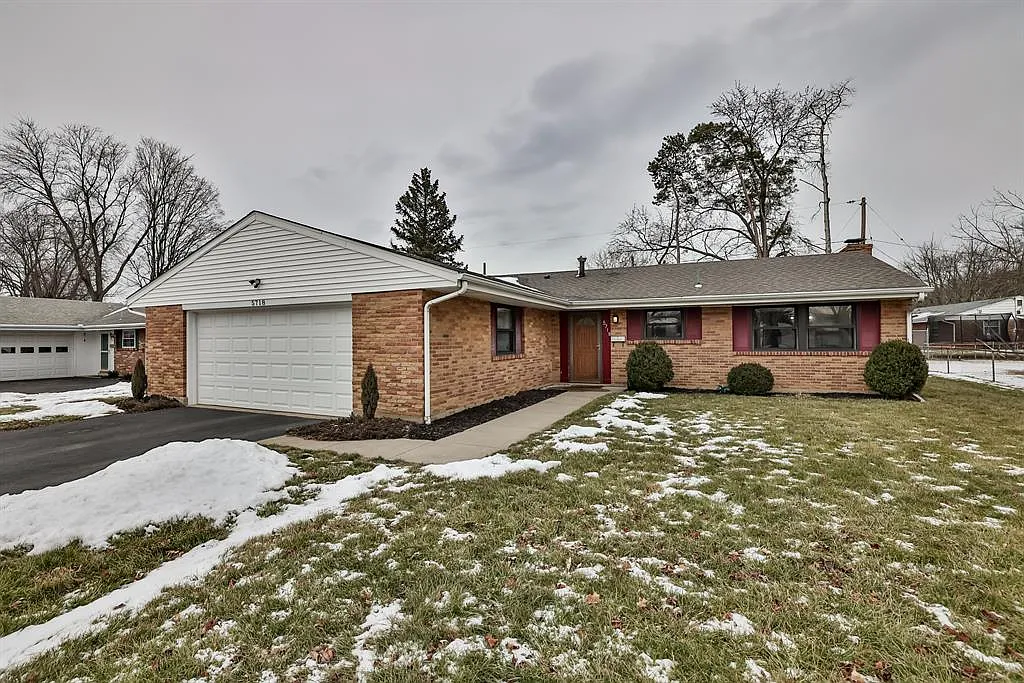 5718 Hollyhock Dr photo 1