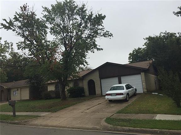 4th image of 726 Waverly Dr