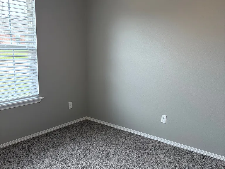 2709 Trailwood Dr #B — Photo 3