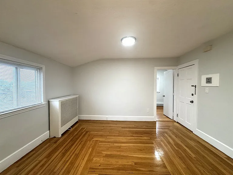 41 Staples Ave #3 — Photo 6
