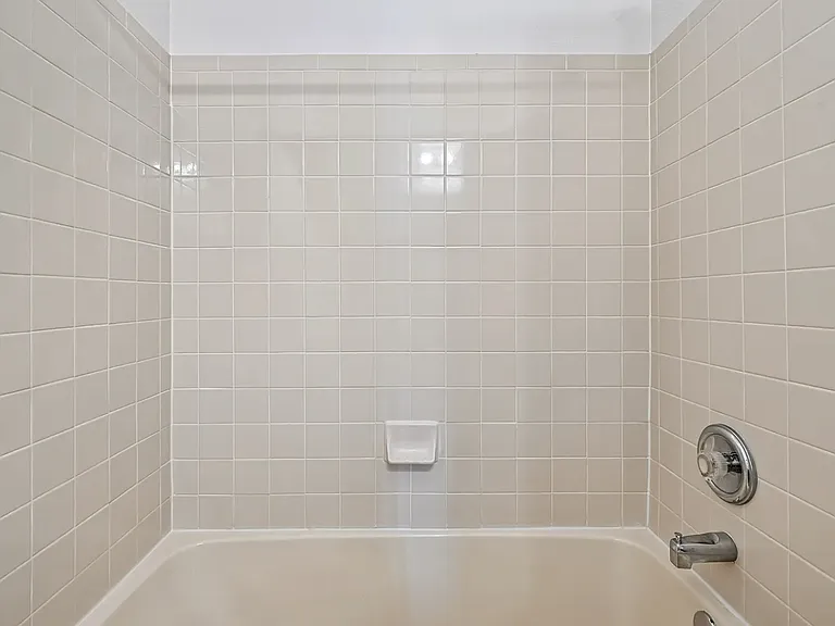 21665 Mount Elbert Pl — Photo 29