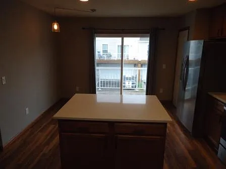 934 Ledgestone Dr — Photo 5