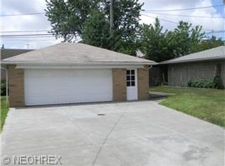 5266 E 100th St, Garfield Heights, OH 44125