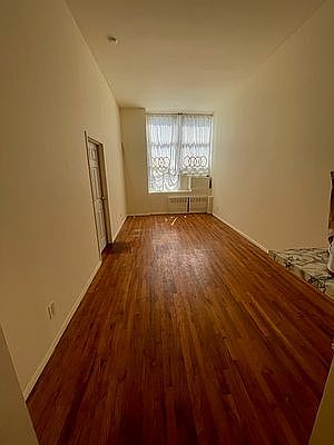 1st image of 61-20 Woodside Ave #2