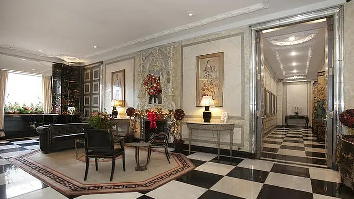 Sold by Helen Downey, LREB | media 15