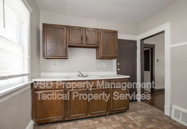 12819 Edmonton Ave #DOWN — Photo 13