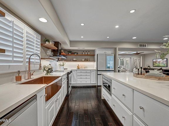 5th image of 3307 S TERRACE Road