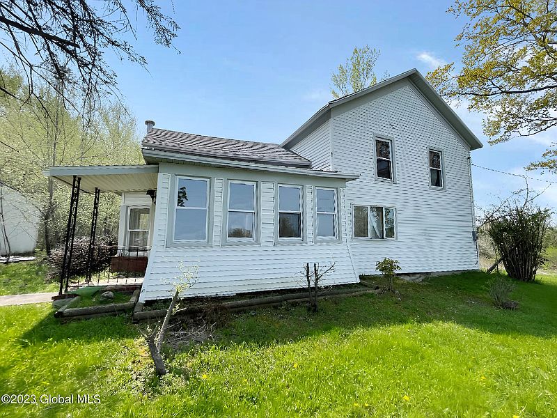 5th image of 180 W Lykers Road