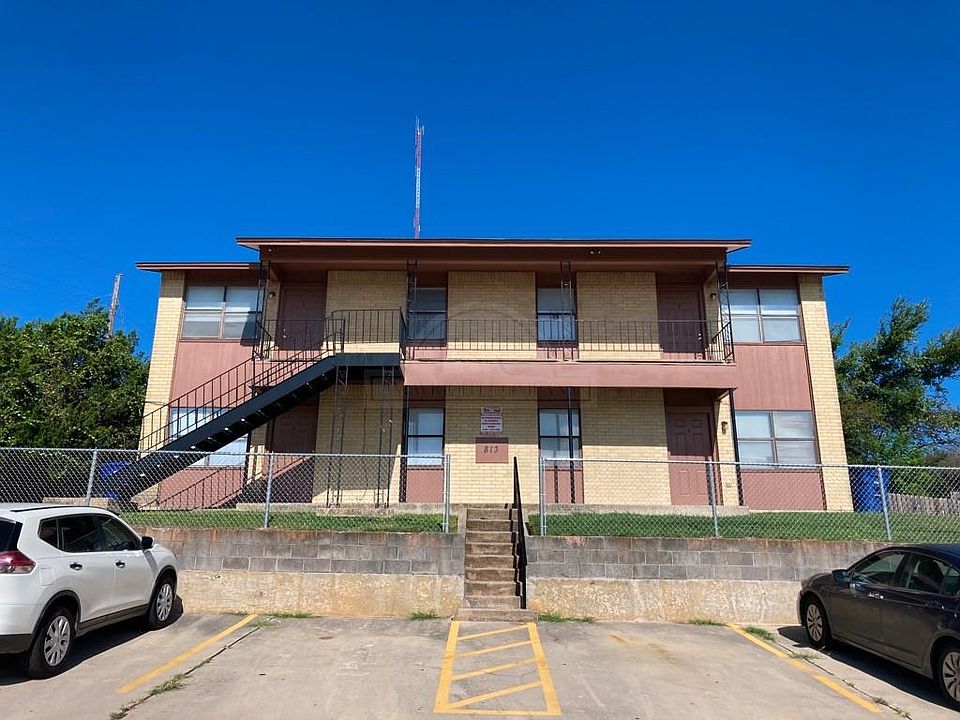 1st image of 813 N 5th St #Skhpjhsgq