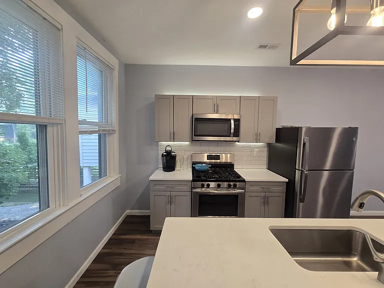 148 S Bryant Ave #2 — Photo 19