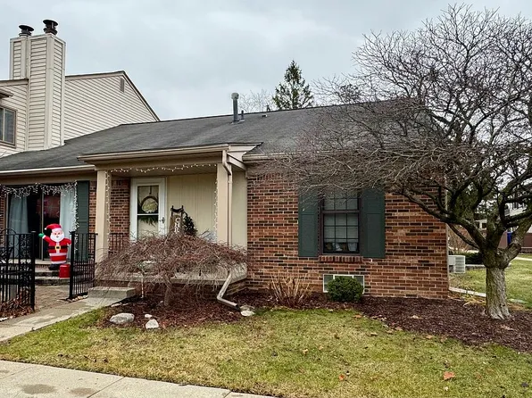 41094 Southwind Dr, Canton, MI 48188