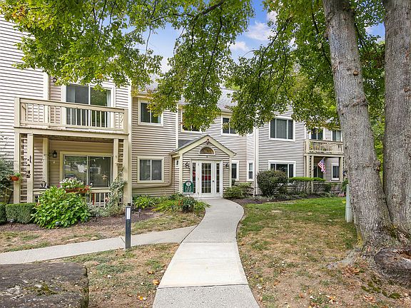 7 Arbor way,peekskill,ny,10566   (02 OF   22 ).JPG