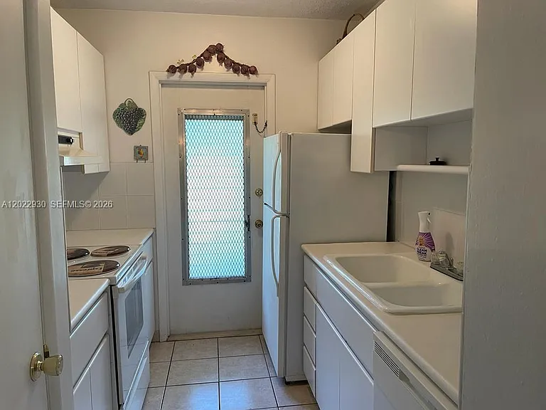 1420 Atlantic Shores Blvd #236 — Photo 11
