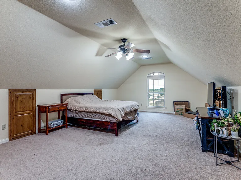 5584 Justine Pl — Photo 26