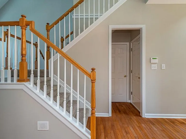 225 Heritage Lake Dr — Photo 28