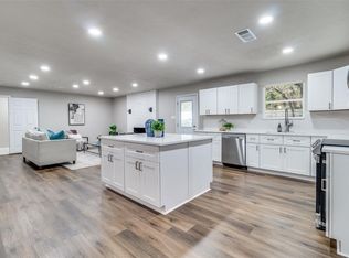 914 Balboa St, Denison, TX 75020
