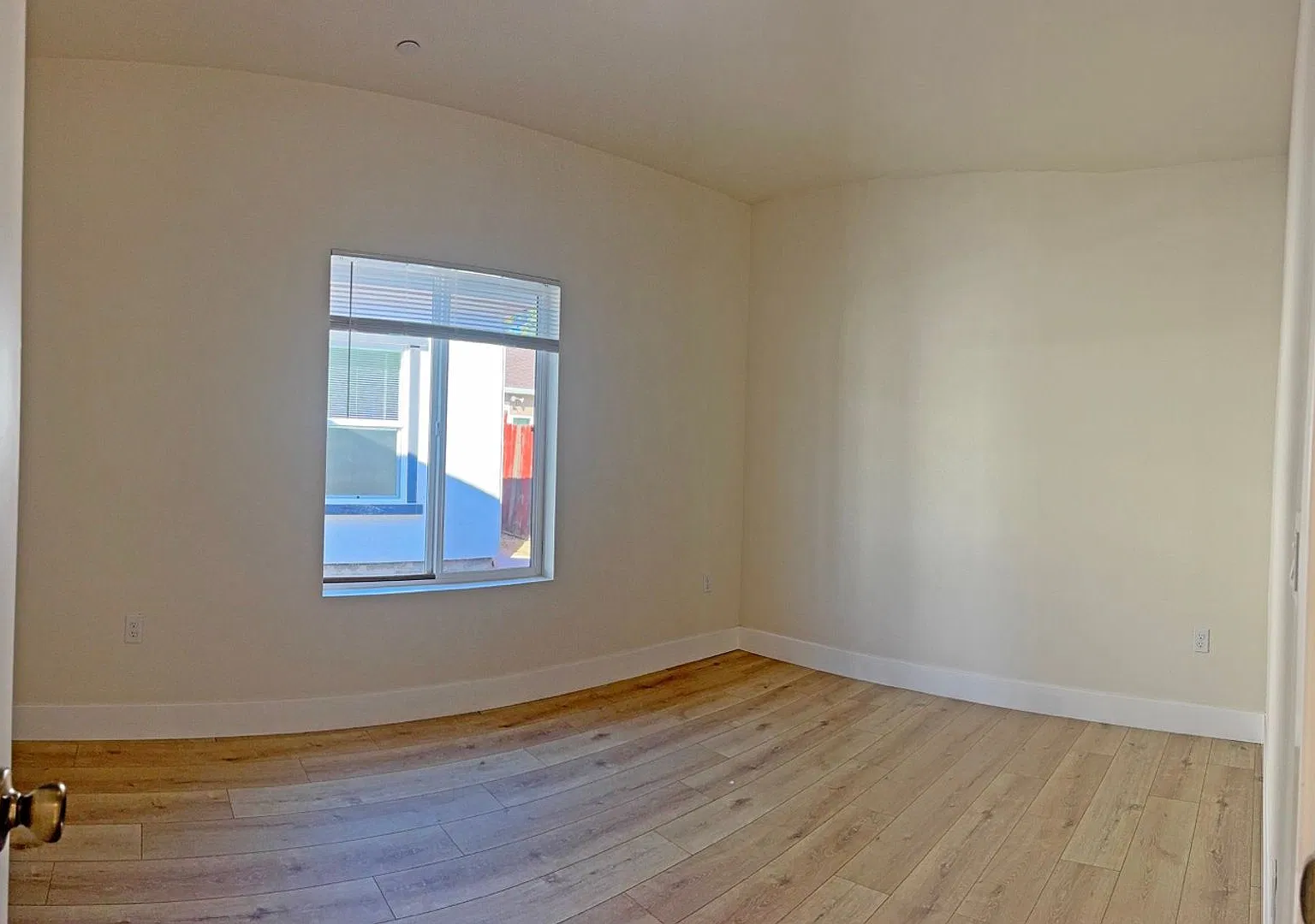 Beautiful Brand New 2 Bedroom, 1 Bathroom Home! — Photo 4