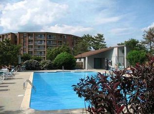 2 Capella S, Newport, RI 02840
