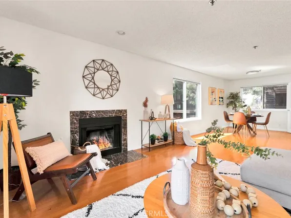 5790 Friars Rd Unit F4, San Diego, CA 92110