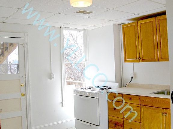 4th image of 52 E Stratford Ave APT H