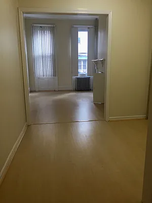 Rented by Grand & Co. | media 32