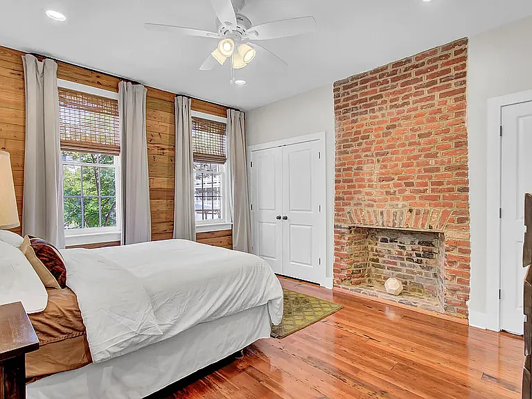 54 Hanover St — Photo 14