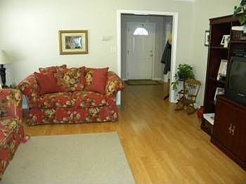 3rd image of 3047 Schroer Dr