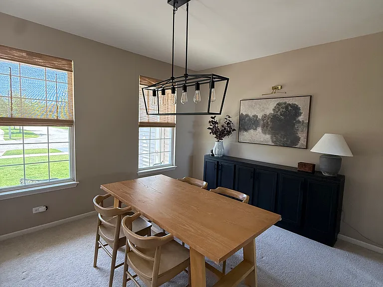 615 Mansfield Way — Photo 16