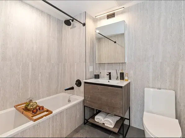 5 Stuyvesant Place image 5 of 12