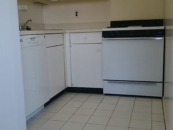 5th image of 1155 Warburton Ave Ste 1