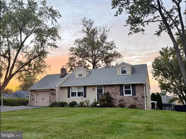 411 E Reliance Rd, Telford, PA 18969